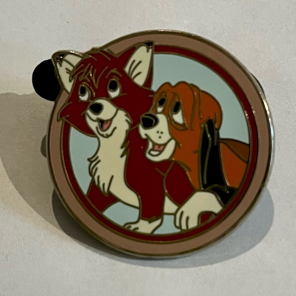 Disney’s Fox and the Hound pin